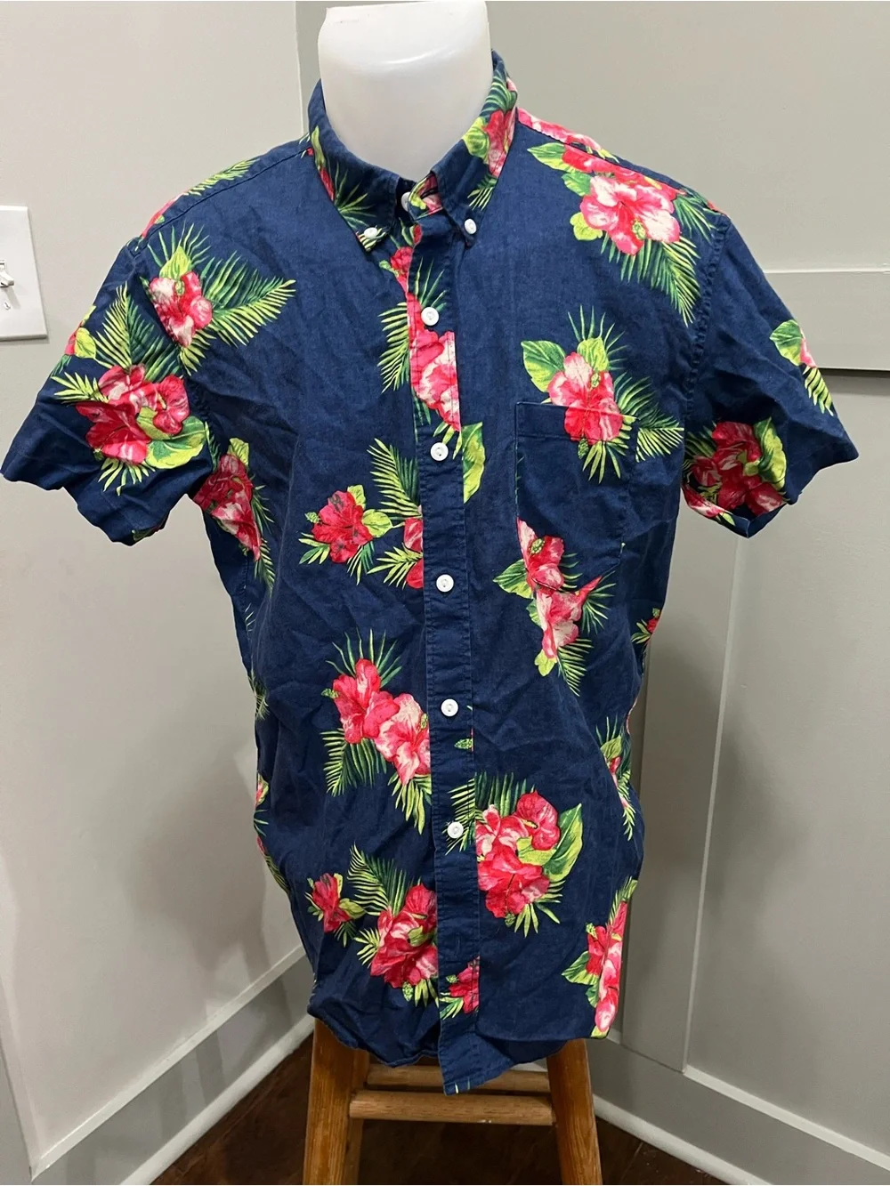 Men's J.Crew Navy Floral Button-Up short sleeve shirt